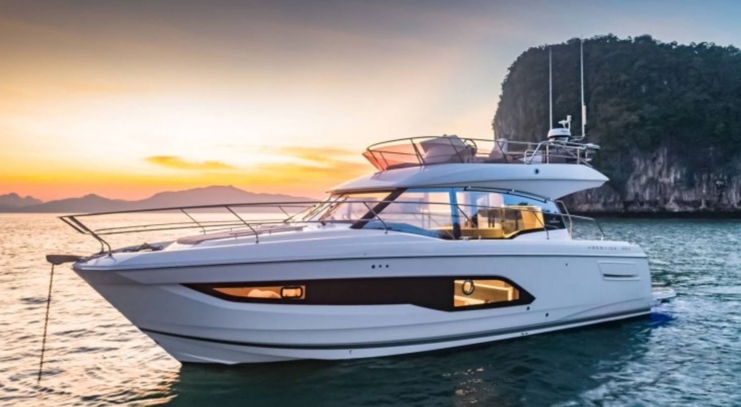 slider 0 Prestige Yachts Prestige 420 Fly